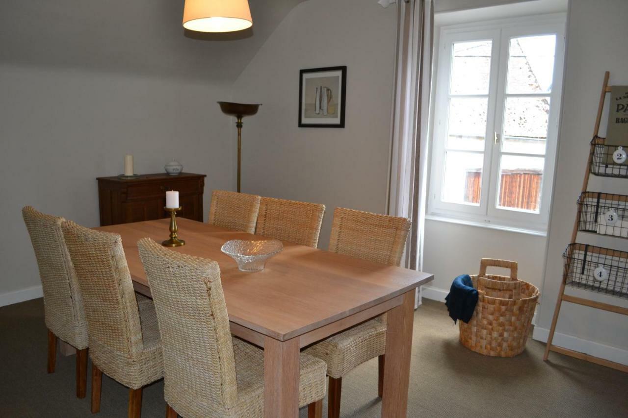Appartement Passe Partout Lucenay-l'Eveque Exterior photo